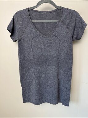 Lululemon Swiftly V Neck Tee